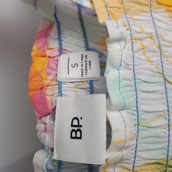 BP Colorful Smocked Top Size Small - Picture 4 of 6